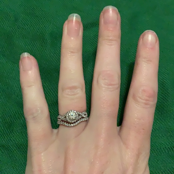 14K White Gold & Diamond Contoured Wedding Band - Picture 10 of 10